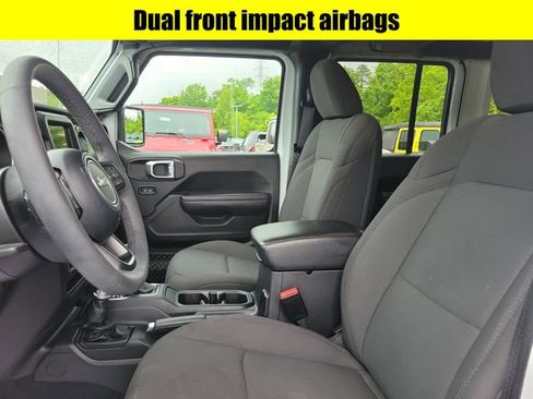 Used 2023 Jeep Wrangler Unlimited w/ Convenience Group AWD/4WD image 22