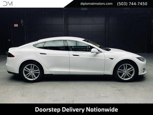 Used 2013 Tesla Model S RWD image 8