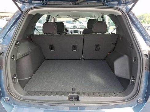 Used 2024 Chevrolet Equinox LS AWD/4WD image 28