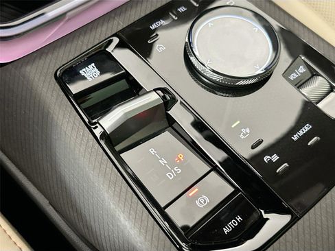 New 2026 BMW X3 xDrive30 w/ Premium Package image 17