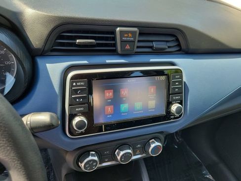 Used 2025 Nissan Versa SV FWD image 16