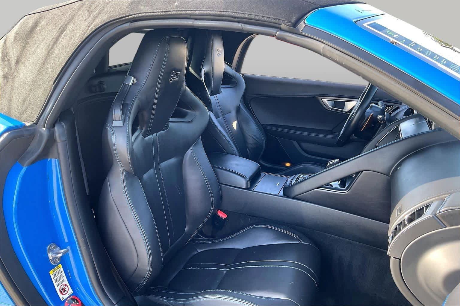 Used 2017 Jaguar F-TYPE S RWD image 8