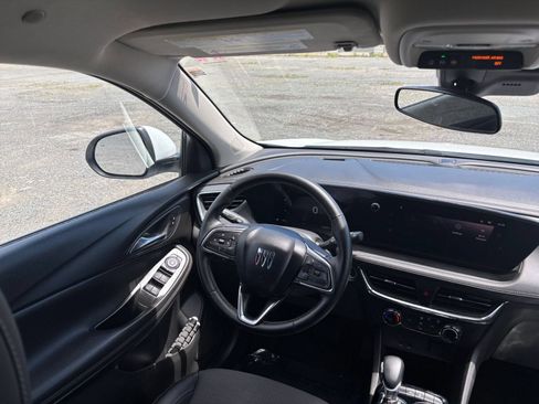 Used 2025 Buick Encore GX Preferred FWD image 30
