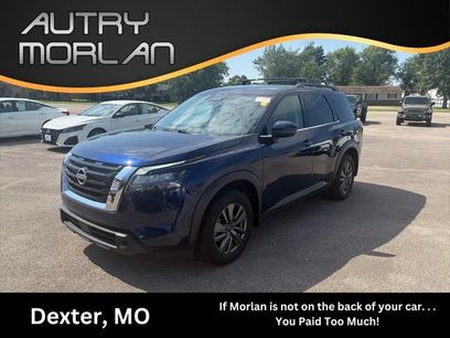Used 2025 Nissan Pathfinder SV
