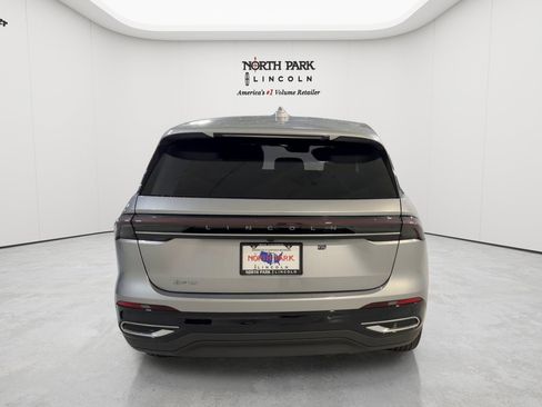 New 2026 Lincoln Nautilus Premier w/ Equipment Group 102A AWD/4WD image 4