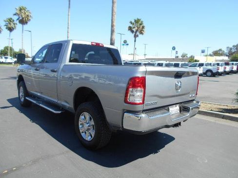 Used 2024 RAM 2500 Big Horn AWD/4WD image 3