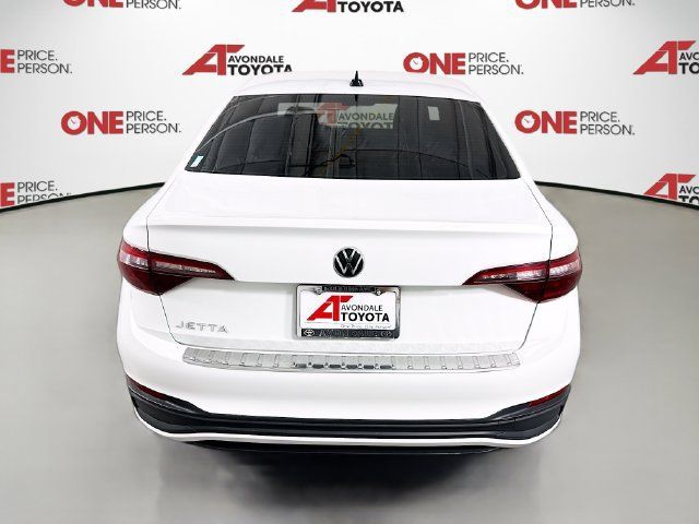 Used 2022 Volkswagen Jetta Sport FWD image 6