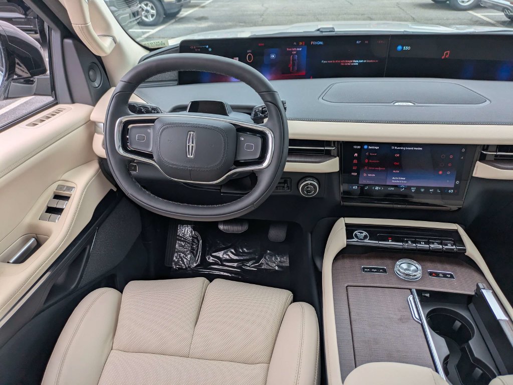 New 2027 Lincoln Navigator Reserve AWD/4WD image 20