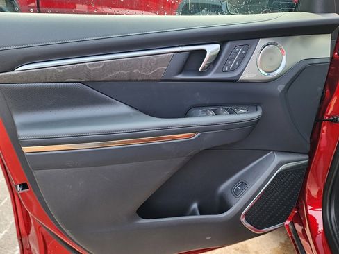 New 2026 Buick Enclave Avenir w/ Super Cruise Package image 13