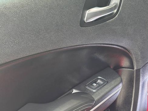 Used 2020 Dodge Charger SXT w/ Leather Interior Group RWD image 21