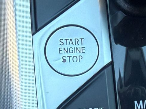 Used 2022 BMW M440i M440i w/ Premium Package image 21