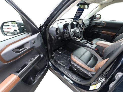 Certified 2023 Ford Bronco Sport Outer Banks AWD/4WD image 11