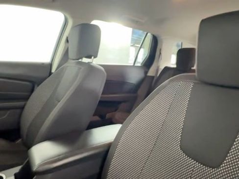 Used 2017 GMC Terrain SLE w/ Convenience Package AWD/4WD image 24