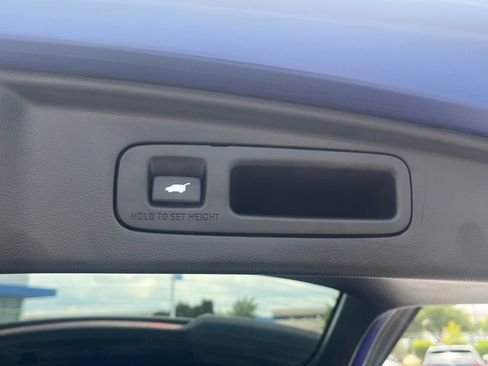Used 2025 Honda CR-V EX-L image 35