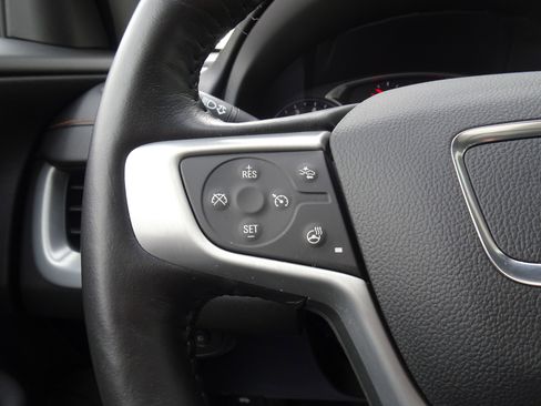 Used 2018 GMC Terrain SLT w/ Preferred Package image 22