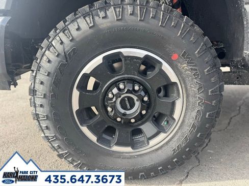 New 2026 Ford F350 Platinum w/ Tremor Off-Road Package image 38