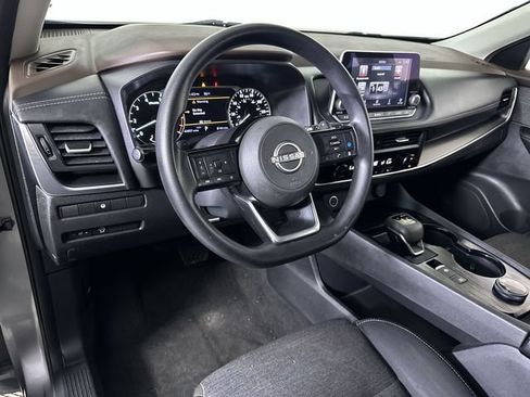 Used 2023 Nissan Rogue SV AWD/4WD image 10