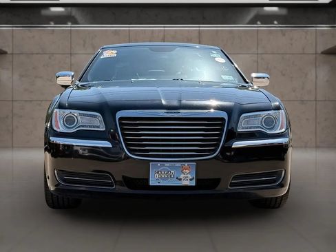 Used 2014 Chrysler 300 Uptown Edition w/ Quick Order Package 22M RWD image 4
