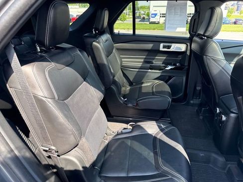 Used 2023 Ford Explorer ST w/ Equipment Group 401A AWD/4WD image 14