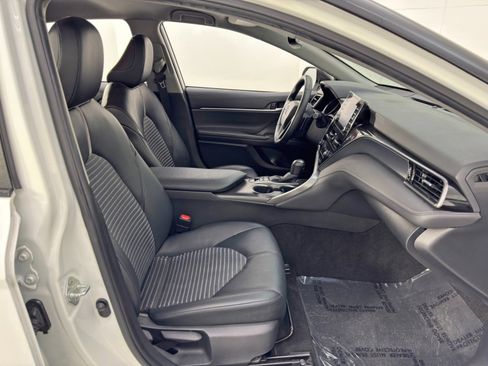 Used 2022 Toyota Camry Nightshade image 14