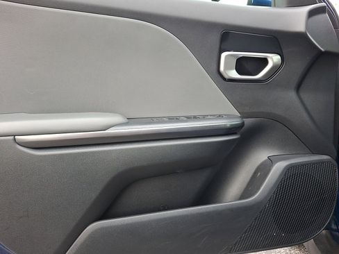 Used 2025 Kia K4 LXS image 12