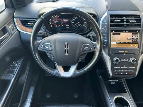 Used 2017 Lincoln MKC Select w/ Select Plus Package AWD/4WD image 14