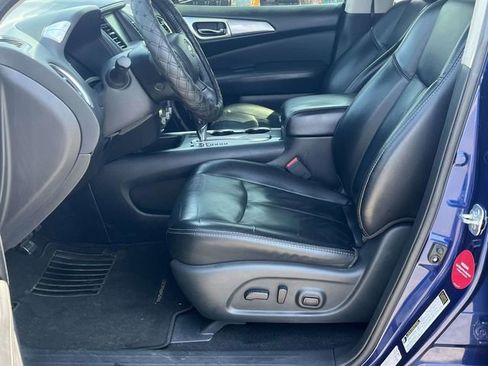 Used 2018 Nissan Pathfinder SL FWD image 13