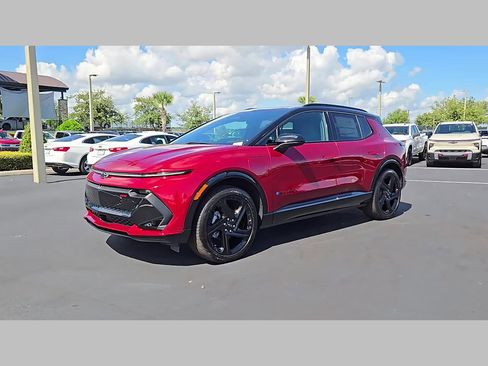 New 2026 Chevrolet Equinox EV RS image 16