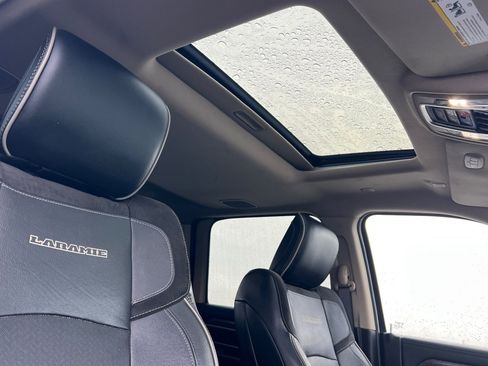 Used 2020 RAM 3500 Laramie image 17