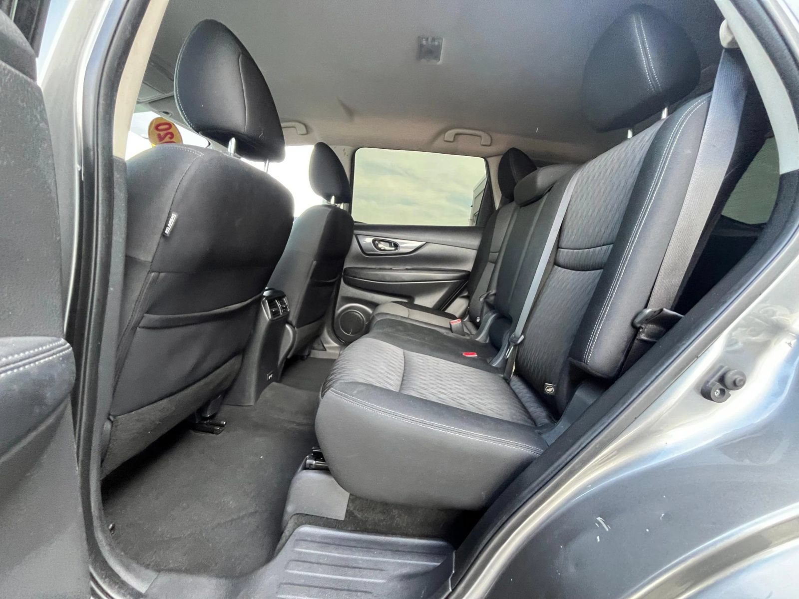 Used 2020 Nissan Rogue S w/ Special Edition Package AWD/4WD image 33