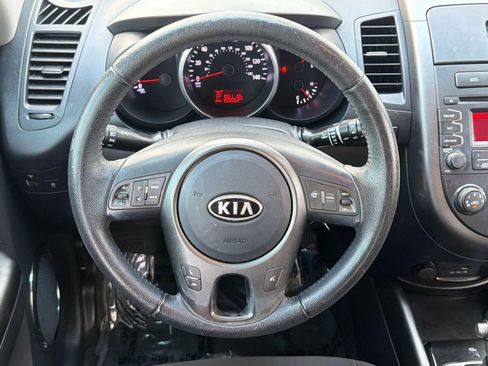 Used 2012 Kia Soul + image 17