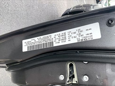 Used 2015 Dodge Journey Crossroad w/ Flexible Seating Group FWD image 37
