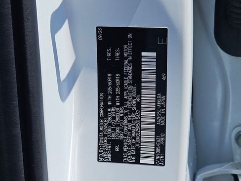 Used 2024 Lexus NX 350h AWD image 23