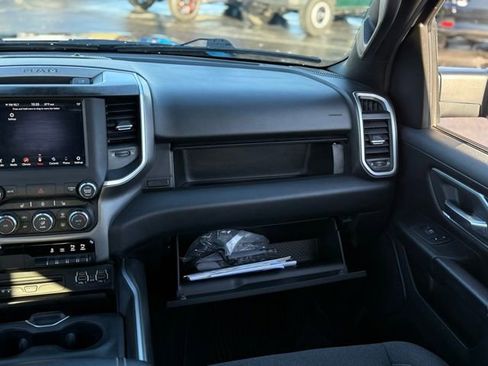 Used 2019 RAM 1500 Big Horn image 29
