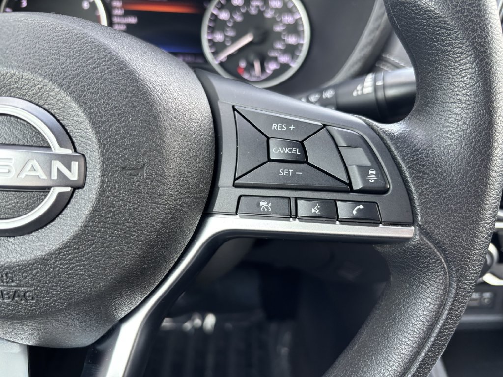 Used 2024 Nissan Sentra SV FWD image 15