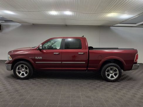 Used 2018 RAM 1500 Laramie w/ Convenience Group AWD/4WD image 2