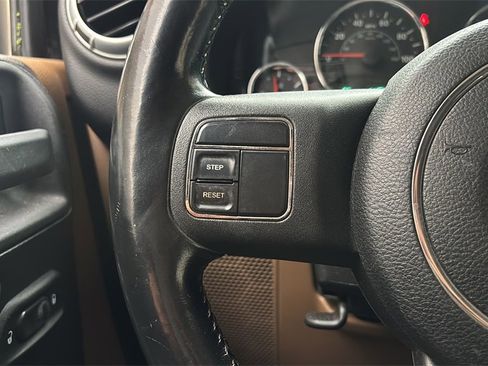 Used 2012 Jeep Wrangler Unlimited Sahara w/ Dual Top Group image 26