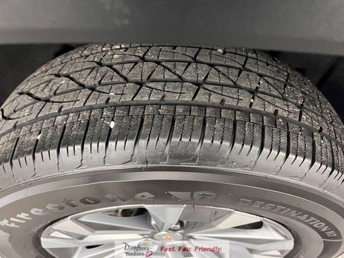 Used 2025 Chevrolet Equinox LT FWD image 23