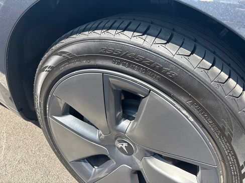Used 2023 Tesla Model 3 Standard Range RWD image 18
