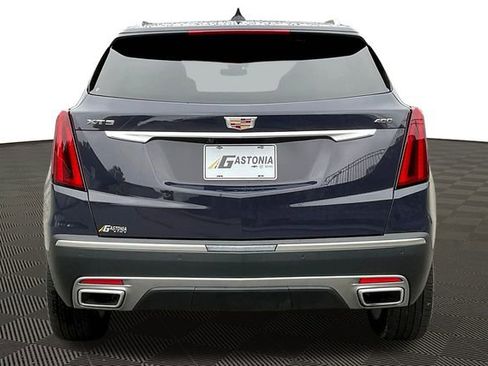 Used 2025 Cadillac XT5 Premium Luxury image 6