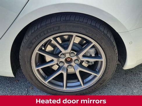 Used 2018 Tesla Model 3 Long Range RWD image 10