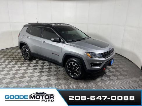 Used 2020 Jeep Compass Trailhawk image 1