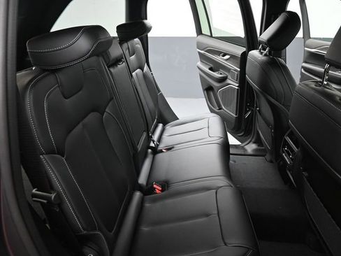 New 2026 Jeep Grand Cherokee Limited w/ Trailer Tow Package RWD image 22