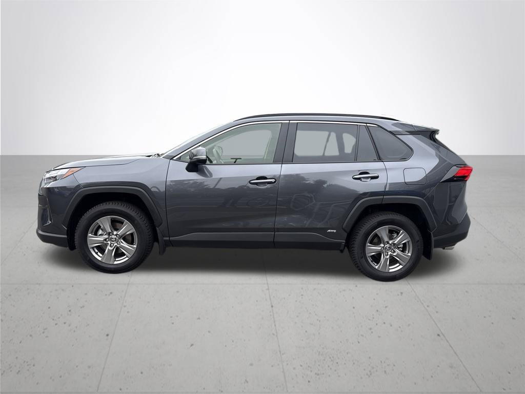 Used 2025 Toyota RAV4 LE AWD/4WD image 10