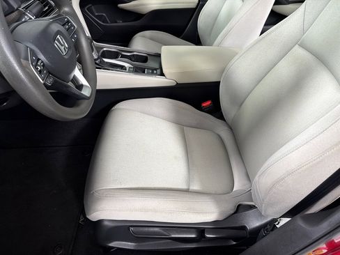 Used 2020 Honda Accord LX image 14