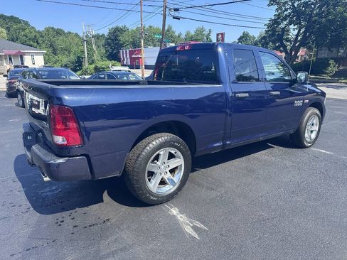 Used 2018 RAM 1500 Express w/ Express Value Package AWD/4WD image 4