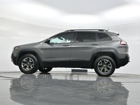 Used 2019 Jeep Cherokee Trailhawk w/ Cold Weather Group AWD/4WD image 49