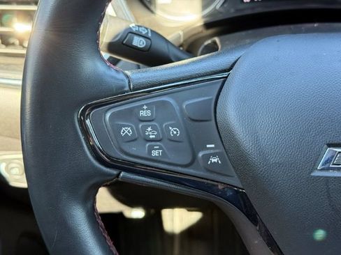 Used 2023 Chevrolet Equinox RS FWD image 30