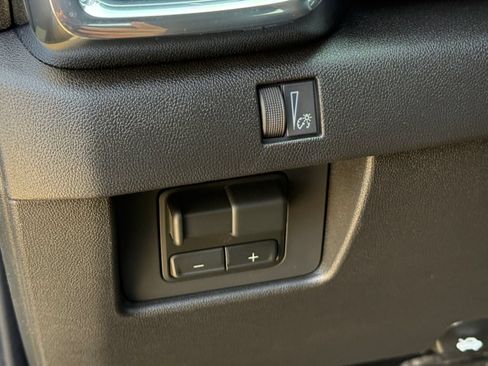 New 2026 GMC Canyon Elevation w/ Convenience Package AWD/4WD image 16