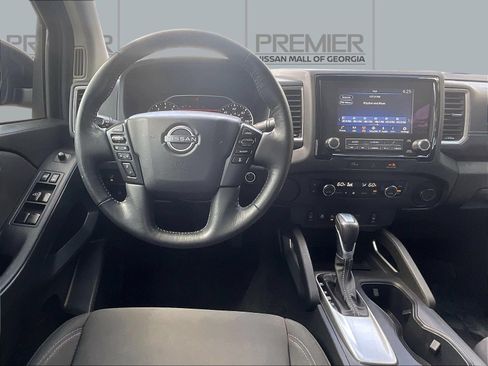 Certified 2024 Nissan Frontier SV w/ SV Convenience Package RWD image 11